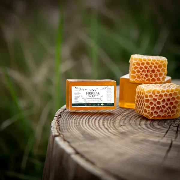 Herbal_Soap_With_Honey_&_Natural_Ingredients_Pack_Of_2