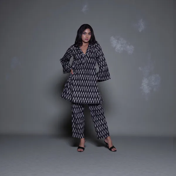 Black_And_White_Ikat_Print_Co-Ord_Set_With_Blazer