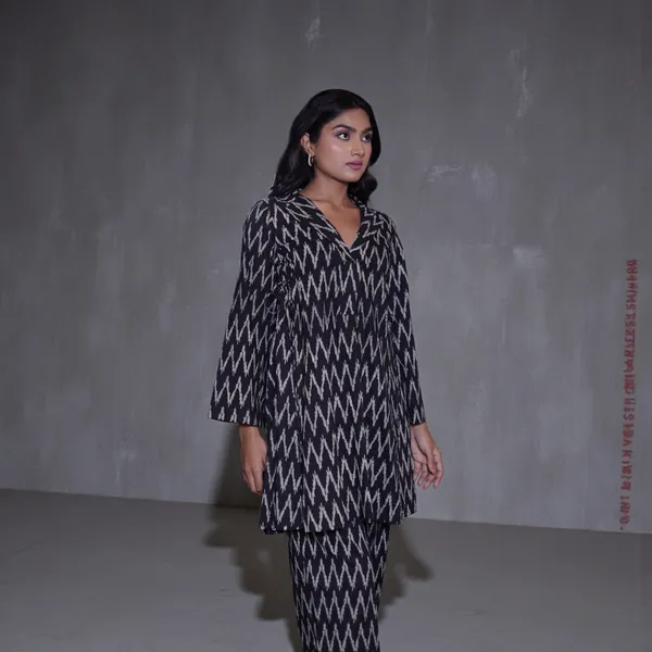 Black_And_White_Ikat_Print_Co-Ord_Set_With_Blazer