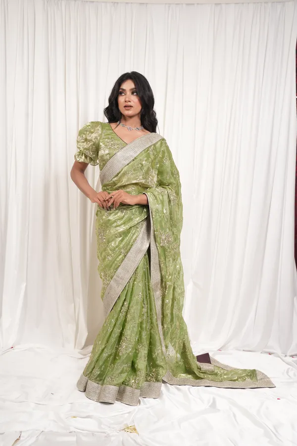 Not_your_avagrage_green_saree