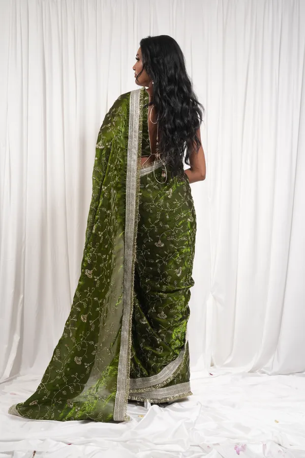 The_totta_green_saree