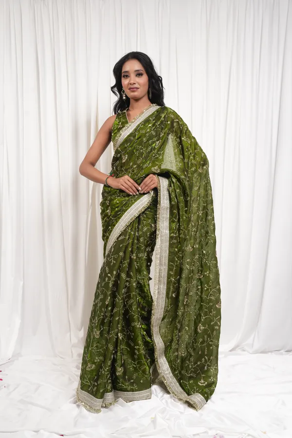 The_totta_green_saree