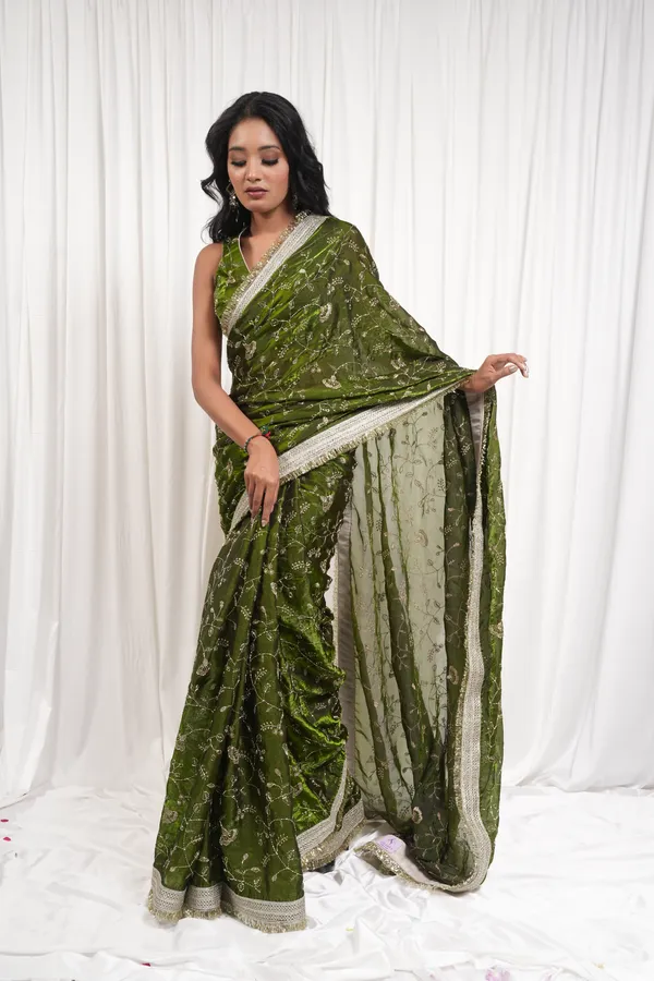 The_totta_green_saree