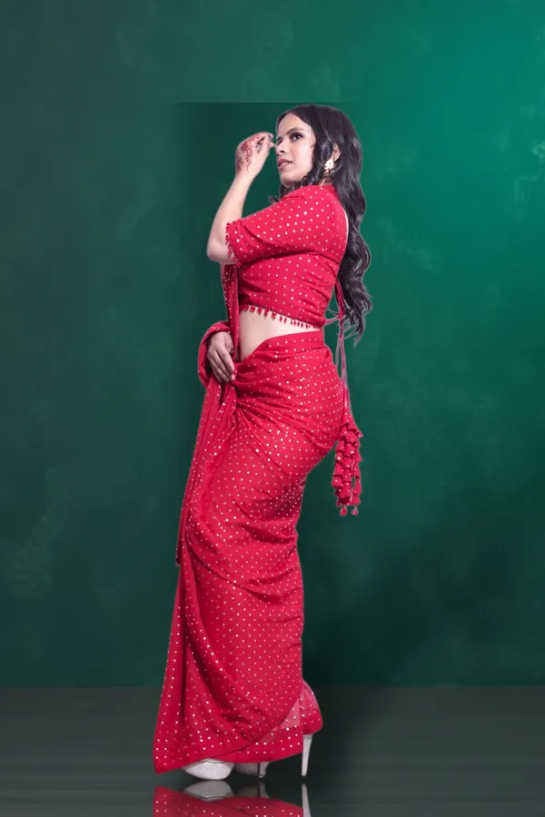 Red_Sequin_Embellished_Saree_With_Blouse
