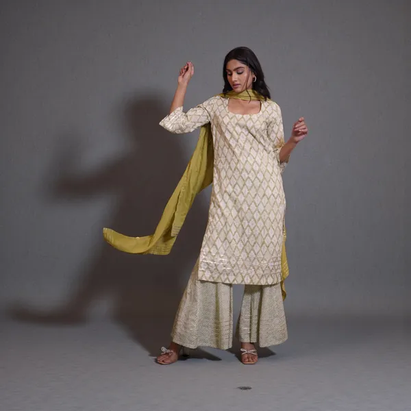 Block_Printed_Cotton_Kurta_Palazzo_Set_With_Dupatta_-_Ethnic_Indian_Wear