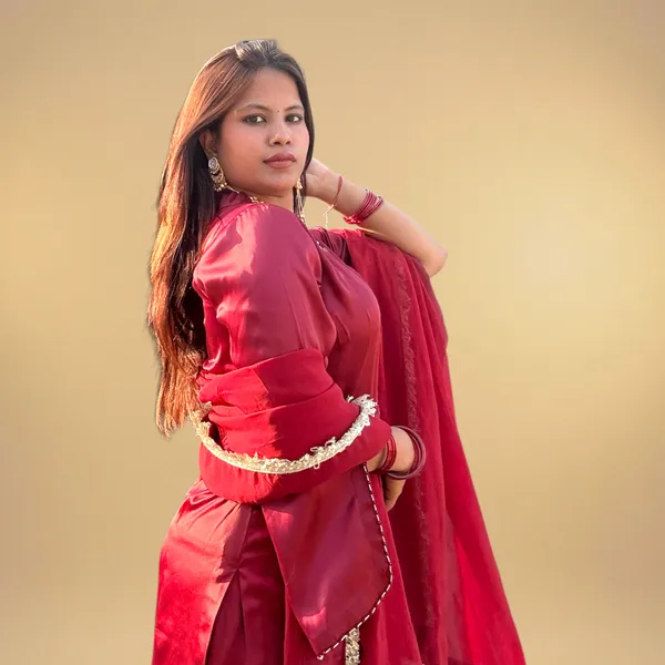 Red_Embellished_Ethnic_Suit_Set_With_Dupatta