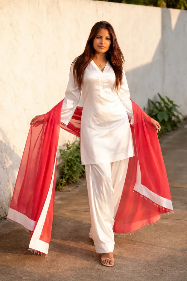 White_Kurta_Set_With_Red_Dupatta_-_Traditional_Ethnic_Wear_For_Women