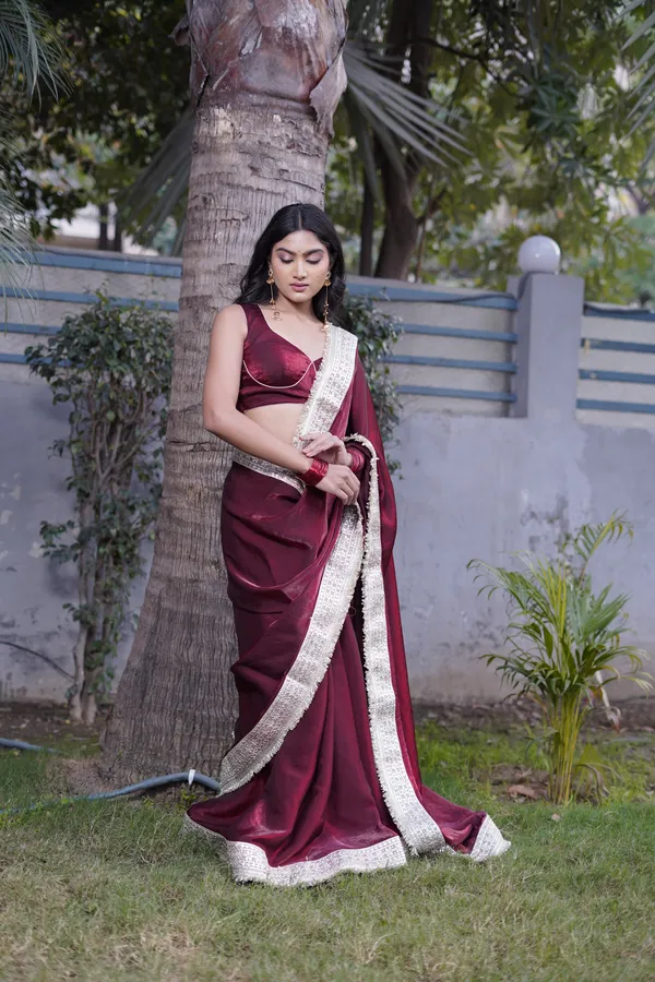 Maroon_And_Gold_Ethnic_Saree_For_Women