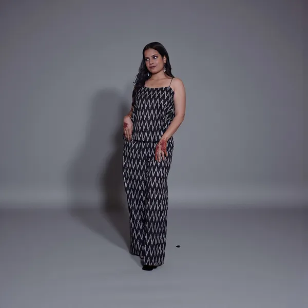 Black_And_White_Ikat_Print_Co-Ord_Set_With_Blazer