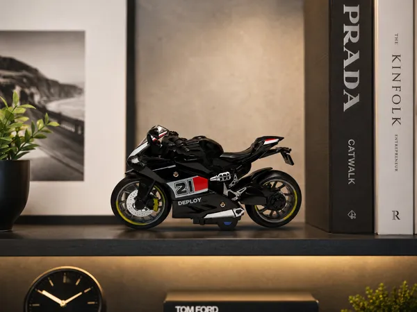 1:14_Scale_Die-Cast_Alloy_Model_Toy_Motorcycle_Pull_Back_Racing_Motorbike_Toy_with_Working_Headlights,_Rotating_Throttle,_Rubber_Tires_–_Collectible_Super_Sports_Bike_Gift,_Black