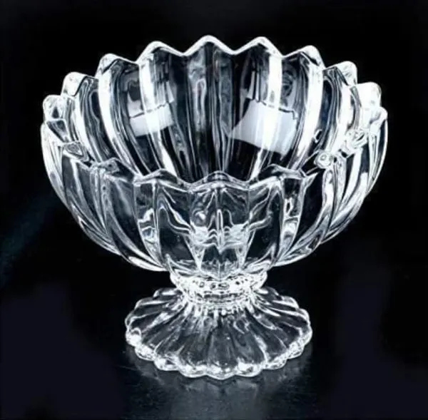 Set_of_4,_Glass_Ice_Cream_Desert_Serving_Heart_Design_Glass_Bowl,_Pudding_Dessert_Icecream_Cups,_150_ML_Each,_Clear