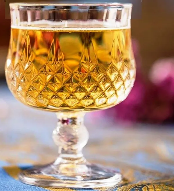 Pack_of_2,_Small_Designer_Shot_Glasses_Goblet_for_Brandy_Vodka_and_Tequila_Shot_45_ml_Each,_Clear