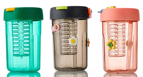 Pack_of_3,_400_ML_Cute_Infuser_Sipper_Mug_Bottle_with_Silicon_Straw,_BPA_Free_Fruit_Infuser_Bottle_Return_Gifting_for_kids_Leak_proof_Bottle_for_Kids_Assorted_Color