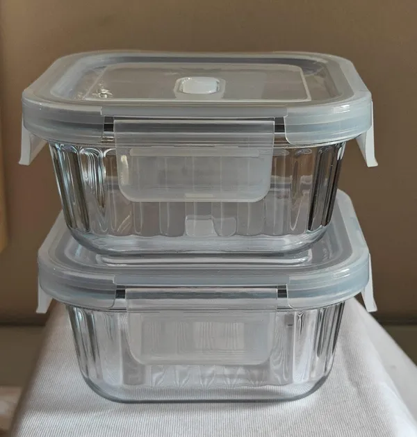 Pack_of_2,_800_ml_Microwave_Safe_Fluted_Glass_Square_Food_Storage_Container_with_Airtight_Air-Vent_Lid_|_Leak-Proof,_BPA-Free,_Freezer_&_Oven_Safe_|_Meal_Prep,_Kitchen_Storage_Lunch_Box
