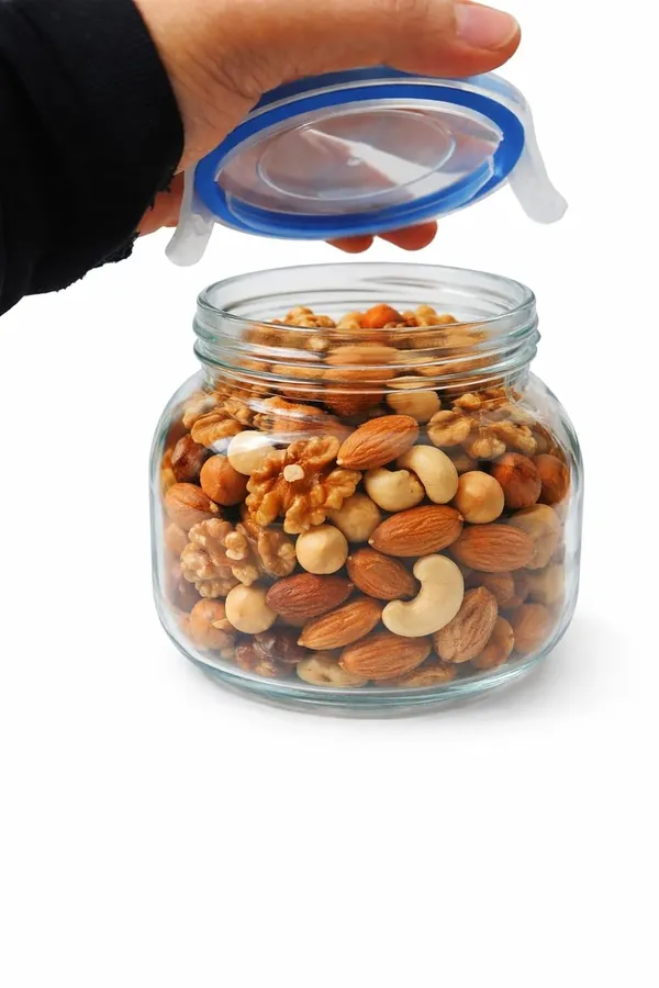 750_ML_Airtight_Glass_Storage_Jar_with_Lid_Transparent_Kitchen_Container_|_Food-Grade_Glass_Cookie_Jar_for_Dry_Fruits,_Snacks_&_Spices,_1_Piece,_Clear