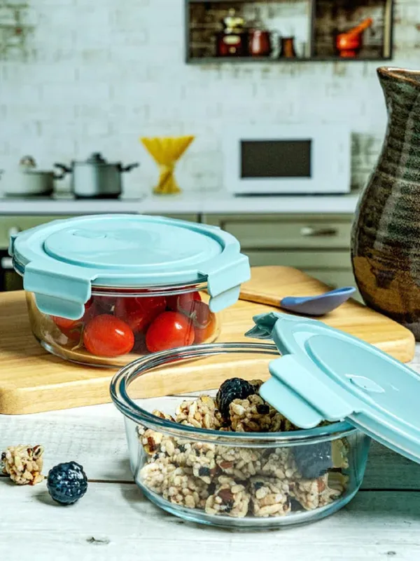 Pack_of_1,_630_ML_Round_Borosilicate_Glass_Food_Storage_Container_with_Airtight_Locking_Lid_|_Leakproof_Lunch_Box_|_Microwave,_Oven,_Freezer_&_Dishwasher_Safe,_Blue