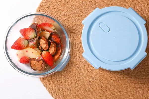 Pack_of_3,_630_ML_Round_Borosilicate_Glass_Food_Storage_Container_with_Airtight_Locking_Lid_|_Leakproof_Lunch_Box_|_Microwave,_Oven,_Freezer_&_Dishwasher_Safe,_Blue