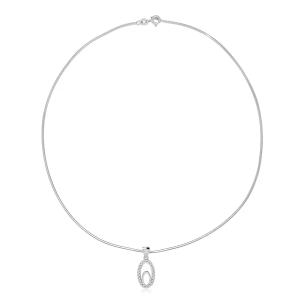 Elegant_Oval_Crystal_Pendant_Necklace