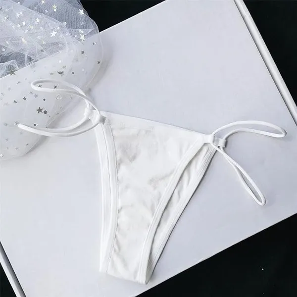 White_Cotton_Blend_Bikini_Panty_For_Women