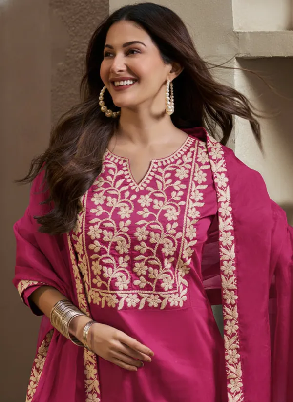 Magenta_Embroidered_Straight_Kurta_Set_With_Dupatta_Premium_Quality