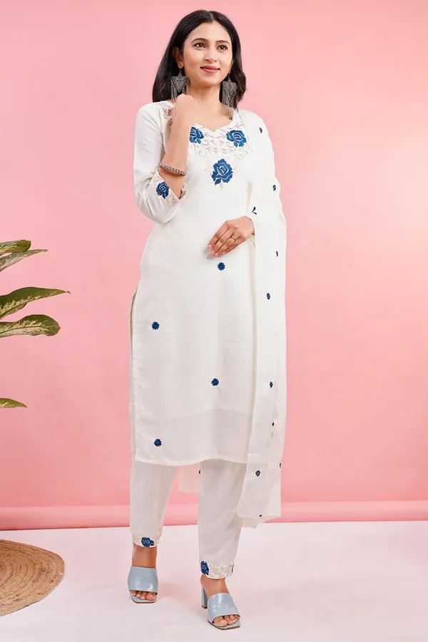 White_Embroidered_Floral_Kurta_Set_With_Blue_Rose_Motifs