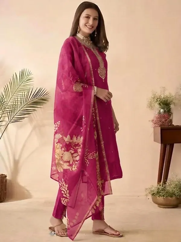 Pink_Embroidered_Ethnic_Kurti_With_Dupatta_Set