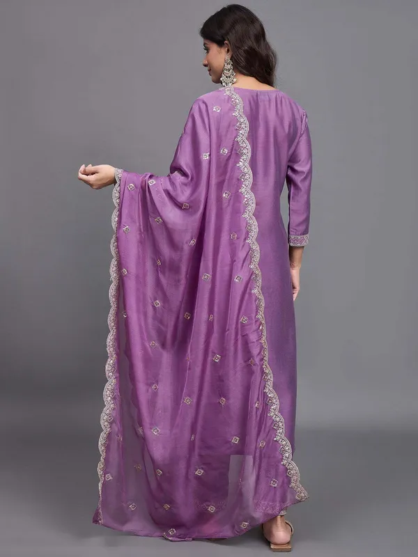Purple_Embroidered_Ethnic_Suit_Set_With_Dupatta