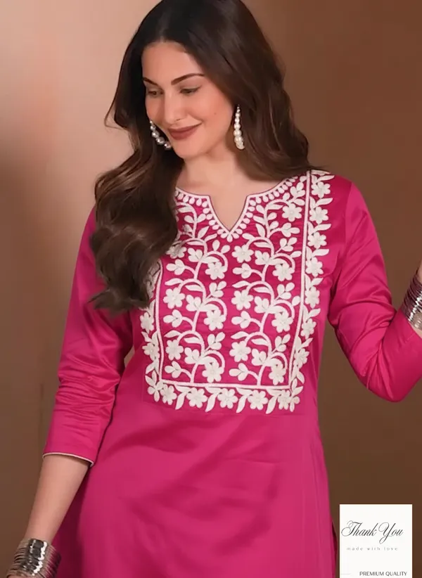 Magenta_Embroidered_Straight_Kurta_Set_With_Dupatta_Premium_Quality