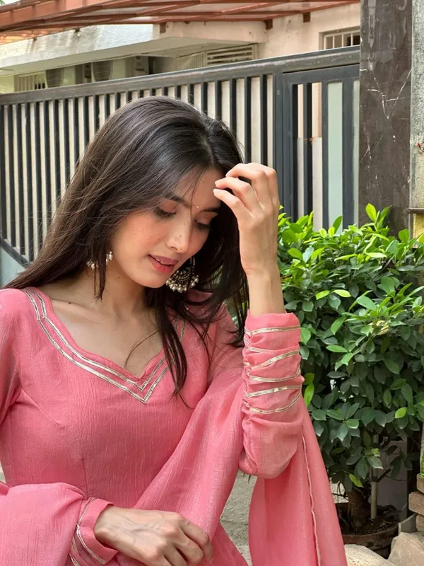 Pink_Chanderi_Cotton_Kurta_Set_With_Gota_Patti_Work_Traditional_Ethnic_Wear_For_Women