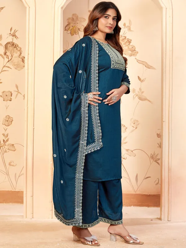 Elegant_Teal_Blue_Embroidered_Ethnic_Suit_Set_For_Women_(3Piece_Set)