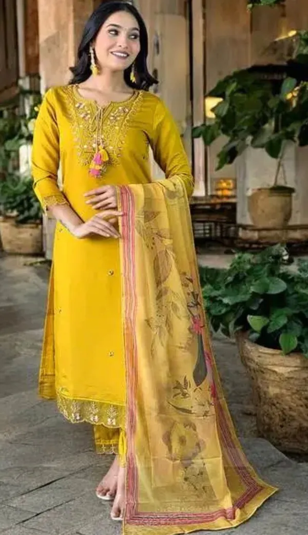 Yellow_Embroidered_Cotton_Kurta_Set_With_Dupatta