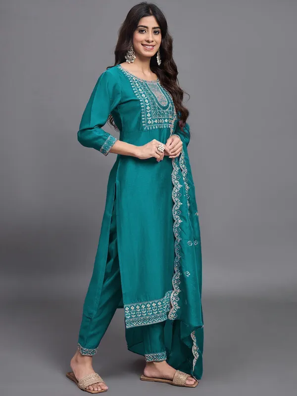 Turquoise_Embellished_Kurta_Set_With_Dupatta_Ethnic_Wear_For_Women