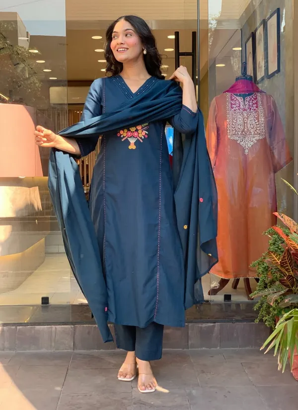 Women's_Teal_Blue_Embroidered_Kurta_Set_With_Dupatta_Ethnic_Wear