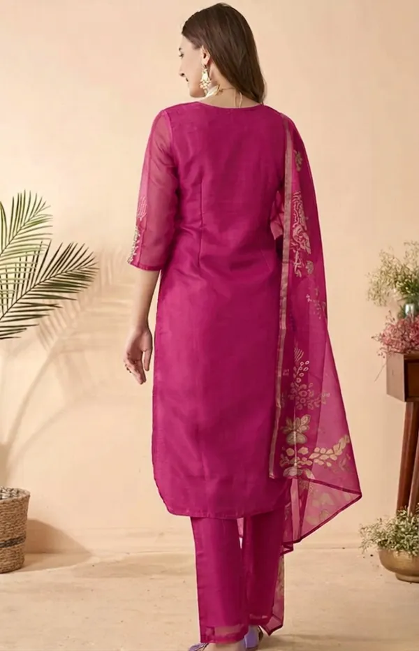 Pink_Embroidered_Ethnic_Kurti_With_Dupatta_Set