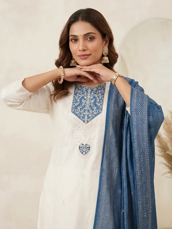 White_Kurta_Set_With_Blue_Embroidered_Dupatta_Ethnic_Wear_For_Women