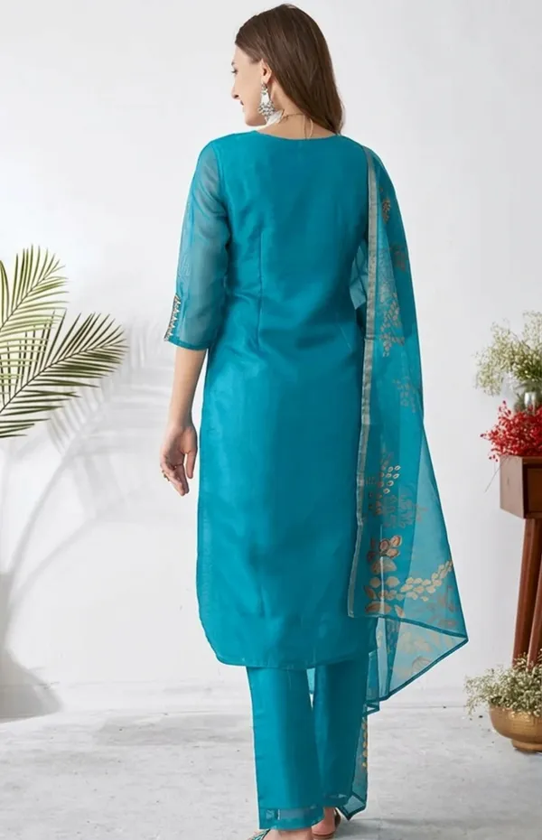 Turquoise_Embroidered_Ethnic_Suit_Set_With_Dupatta
