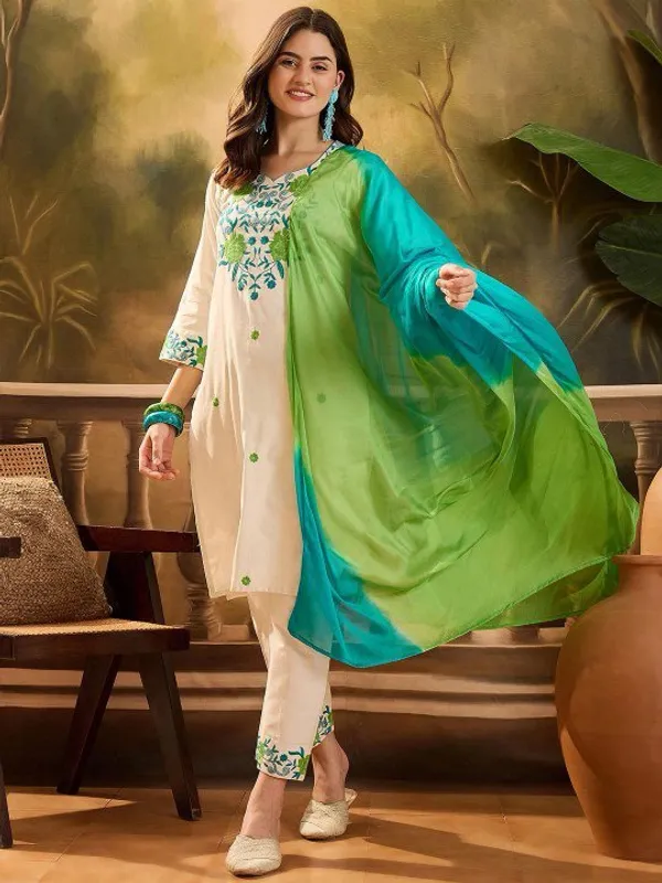 Elegant_White_Ethnic_Kurta_Set_With_Green_Embroidery_And_Gradient_Dupatta