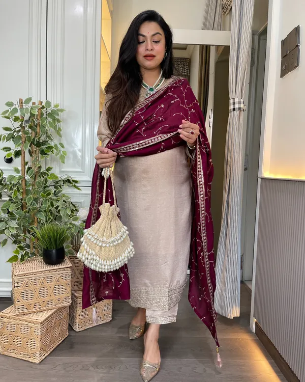 Beige_Embellished_Kurta_Set_With_Maroon_Dupatta
