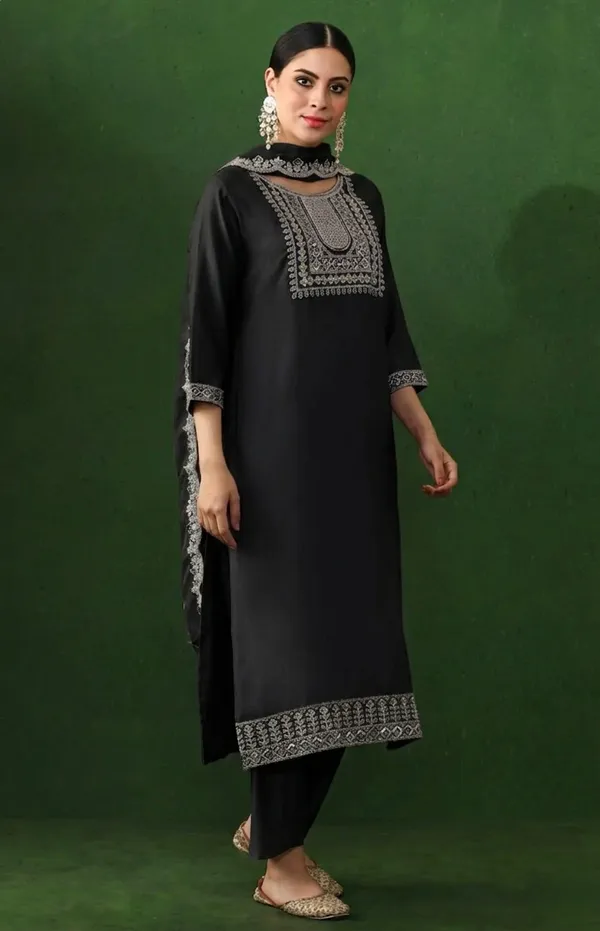 Navy_Blue_Embroidered_Ethnic_Suit_Set_With_Dupatta_Women's_Salwar_Kameez