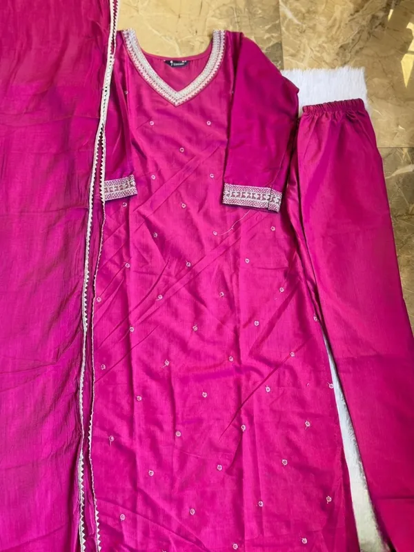 Purple_Embellished_Ethnic_Kurta_Set_With_Dupatta