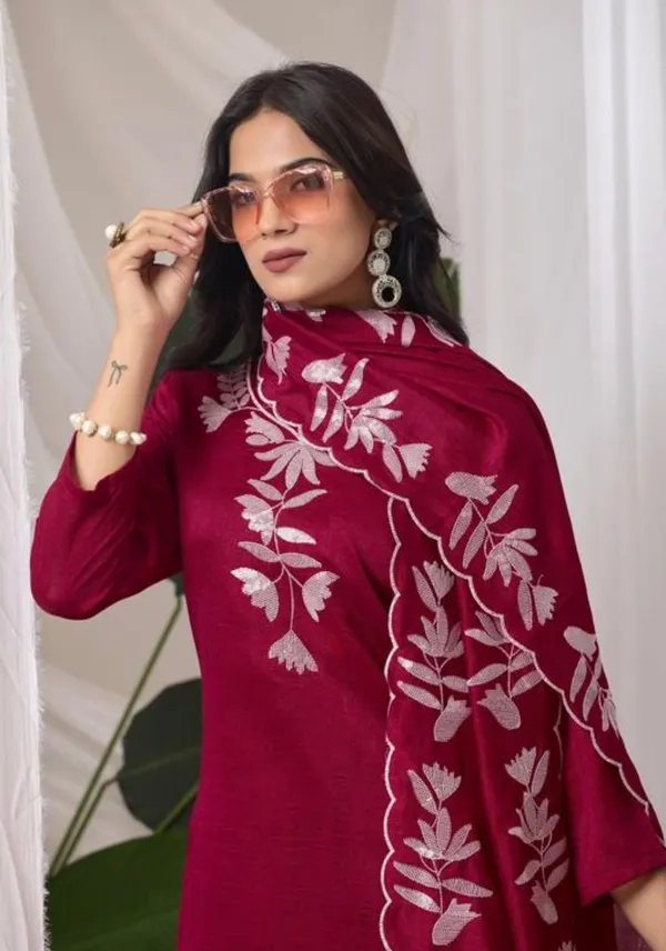 Pink_Embroidered_Ethnic_Co_Ord_Set_With_Dupatta