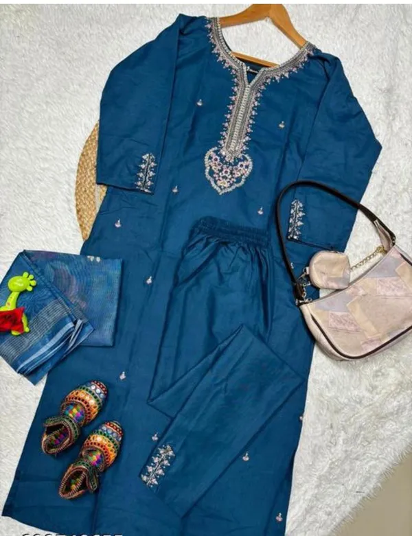 Teal_Blue_Embroidered_Chanderi_Silk_Kurta_Set_With_Floral_Dupatta