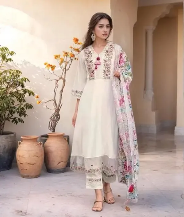 White_Floral_Embroidered_Kurta_Set_With_Printed_Dupatta