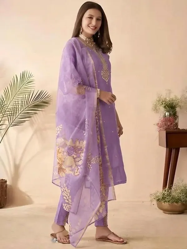 Purple_Embroidered_Organza_Salwar_Suit_Set_With_Dupatta