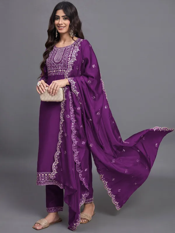 Purple_Embroidered_Kurta_Set_With_Dupatta_Women's_Ethnic_Wear