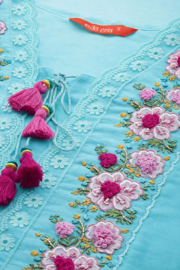 Turquoise_Blue_Embroidered_Kurta_Set_With_Floral_Dupatta