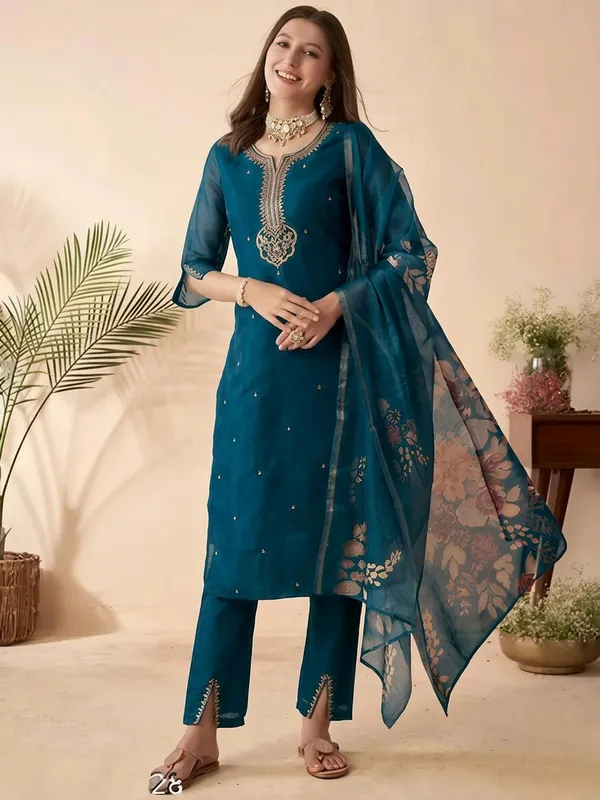 Teal_Blue_Embroidered_Chanderi_Silk_Kurta_Set_With_Floral_Dupatta