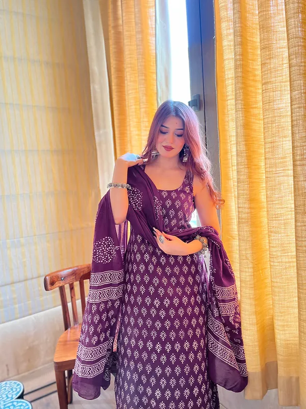 Women's_Purple_Ethnic_Anarkali_Dress_With_Dupatta