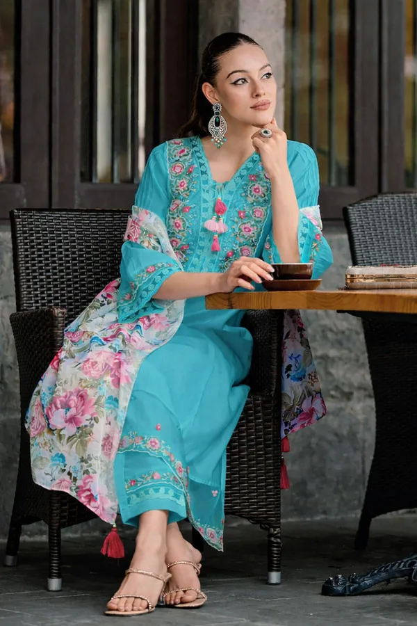Turquoise_Blue_Embroidered_Kurta_Set_With_Floral_Dupatta