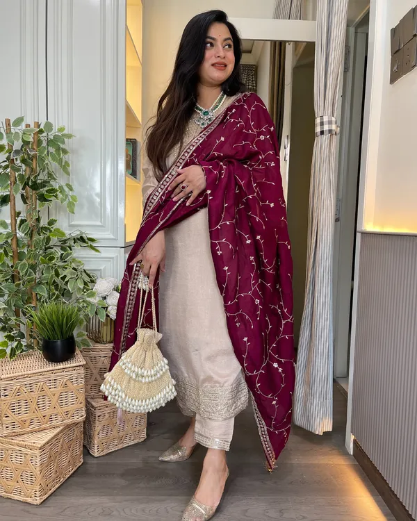 Beige_Embellished_Kurta_Set_With_Maroon_Dupatta